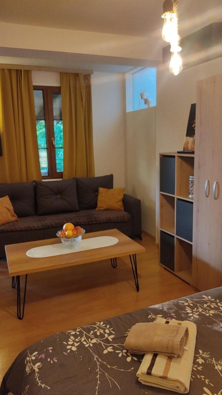 Guest House Stevovski Elshani Ngoại thất bức ảnh