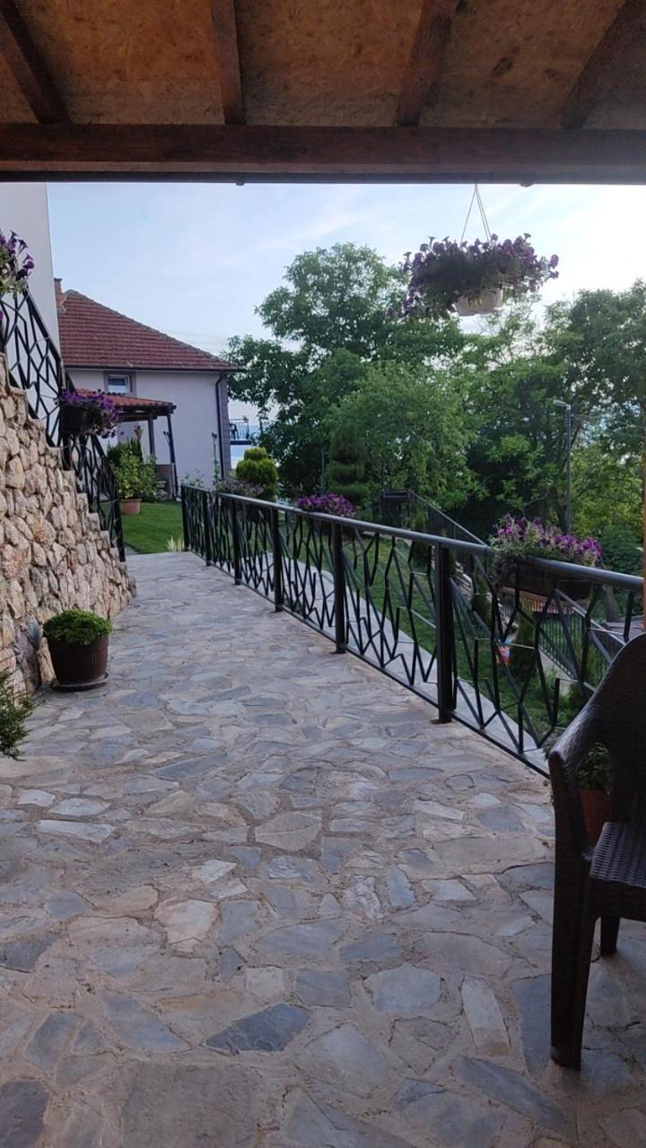 Guest House Stevovski Elshani Ngoại thất bức ảnh