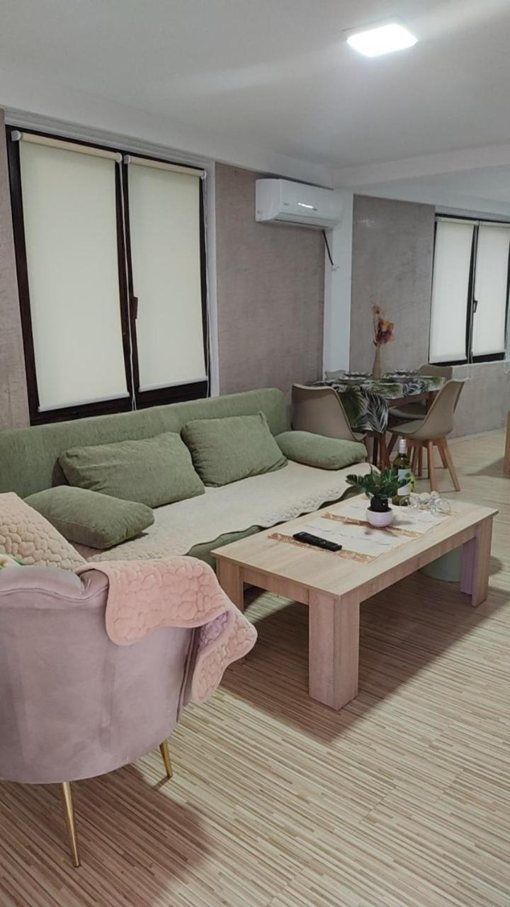 Guest House Stevovski Elshani Ngoại thất bức ảnh