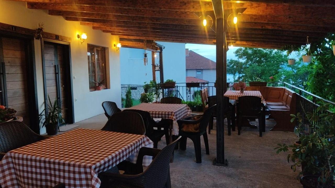 Guest House Stevovski Elshani Ngoại thất bức ảnh